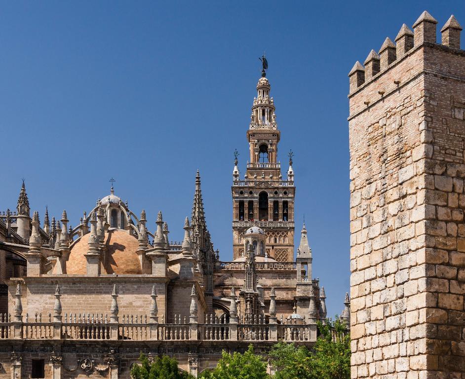 Luxury Apartment Plus Ultra Seville Exterior photo