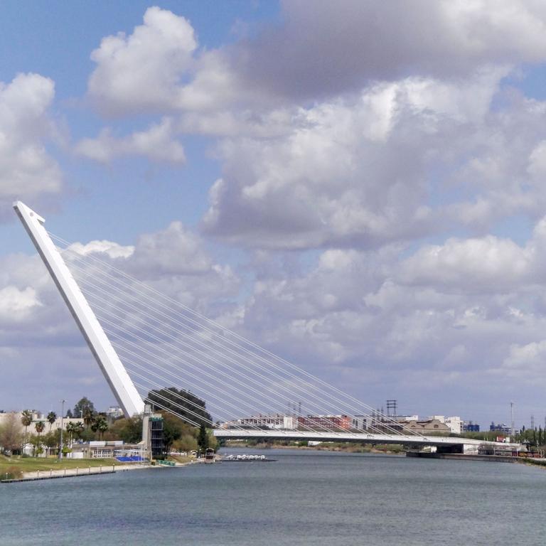 Luxury Apartment Plus Ultra Seville Exterior photo